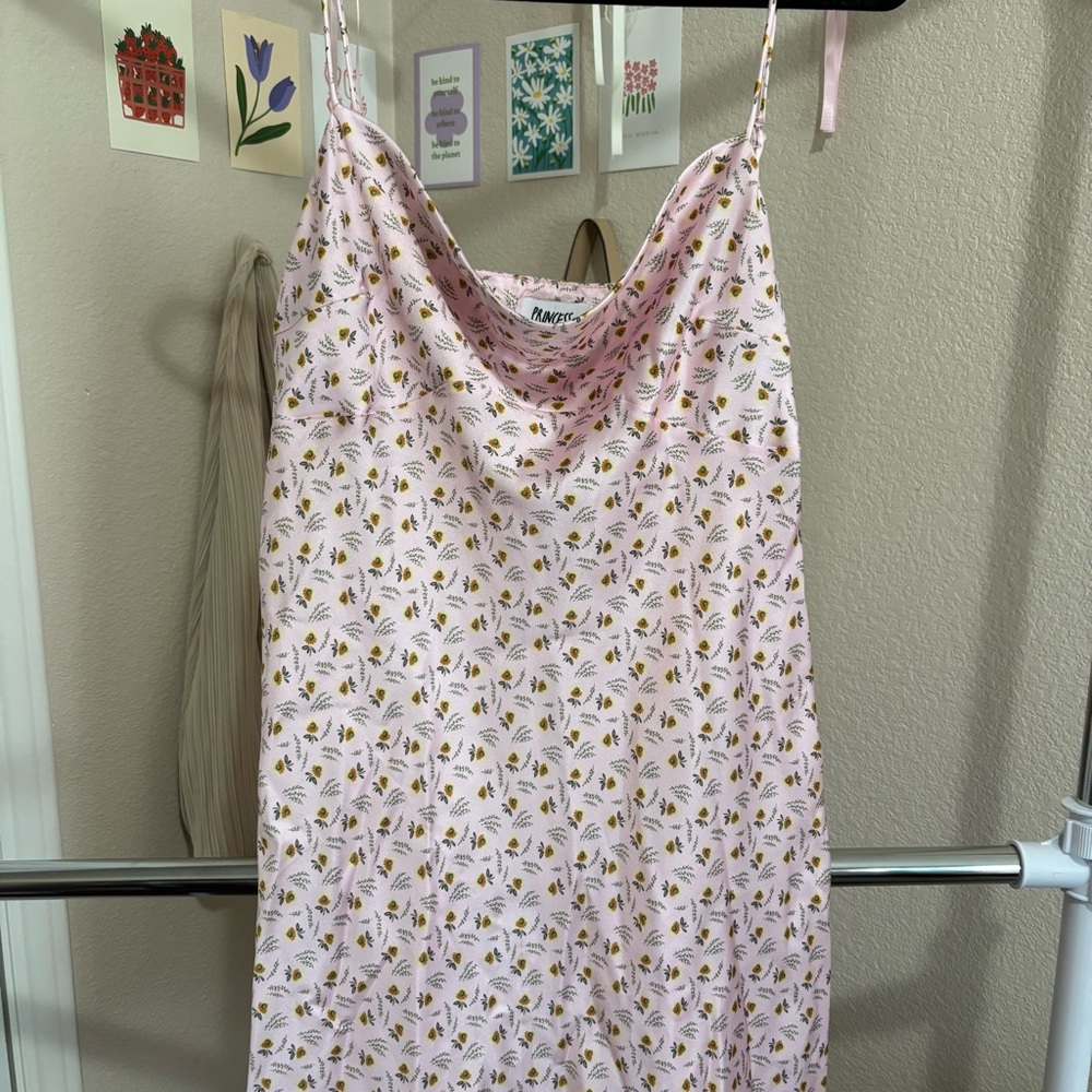 ୨୧ ･ﾟ✧ Princess Polly Satin Dress NWOT - Picture 4 of 6